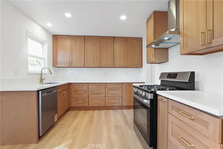20845 Denker, Torrance, California 90501