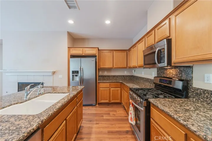 34278 Torrey Pines Court, Lake Elsinore, California 92532
