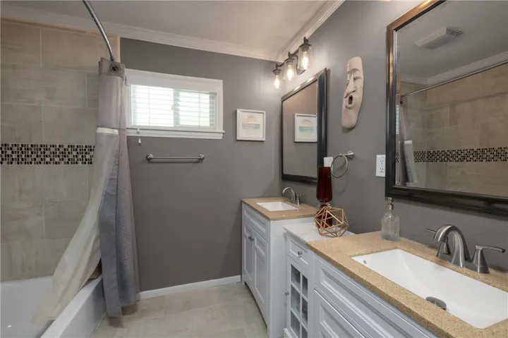 Upstairs Bathroom