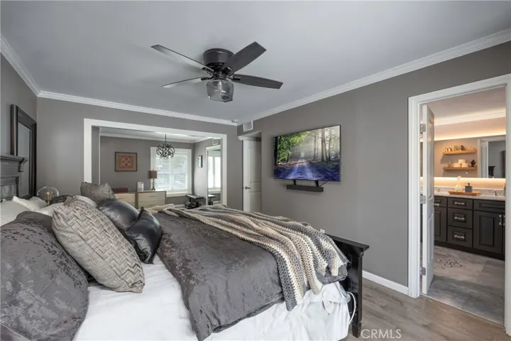Master Bedroom 
(1st Floor)