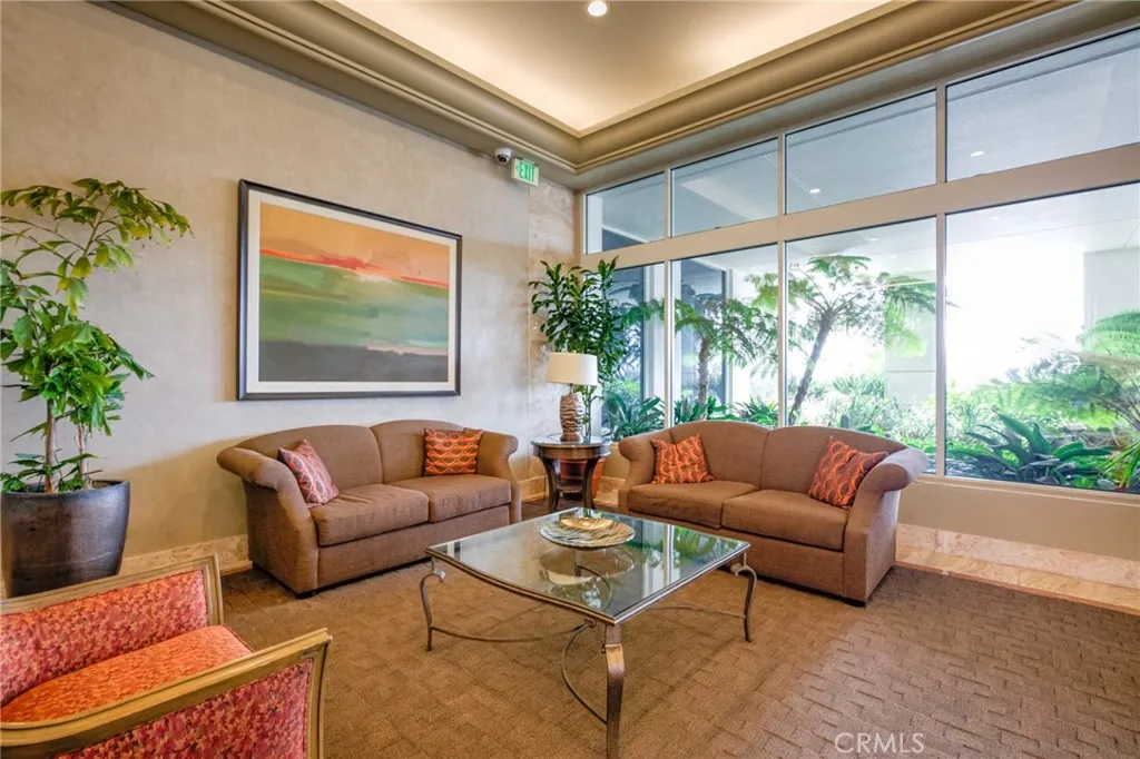 Building Lounge Room