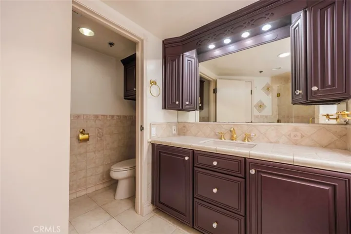 525 E Seaside Way 807, Long Beach, California 90802