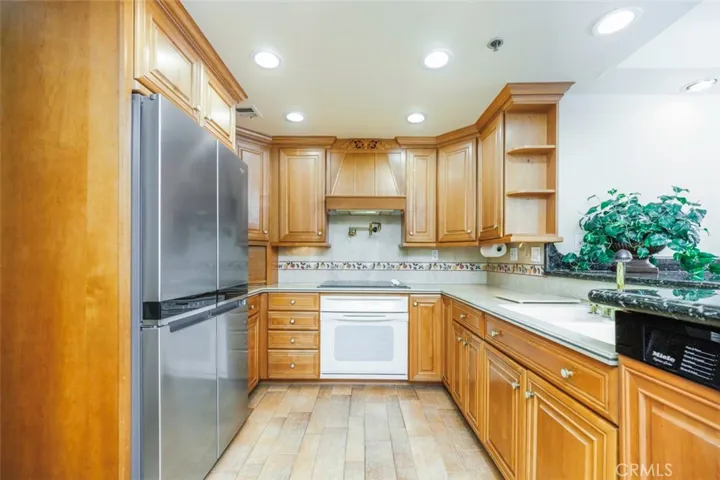 525 E Seaside Way 807, Long Beach, California 90802