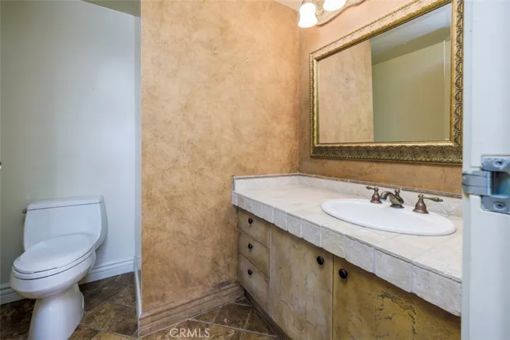 525 E Seaside Way 807, Long Beach, California 90802