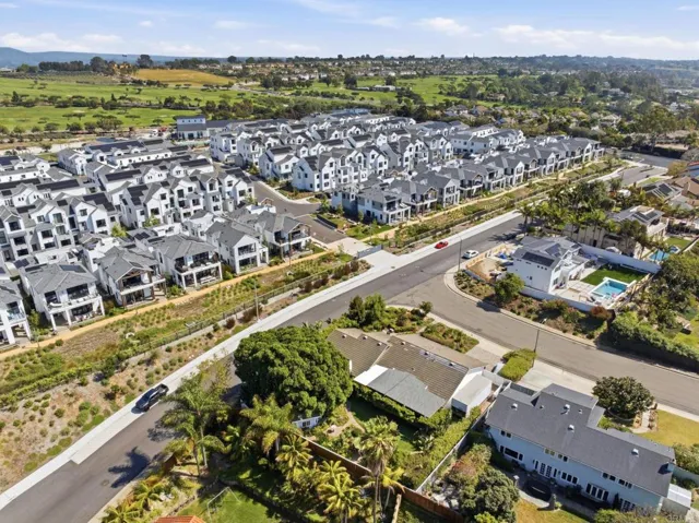1066 Guildford Court, Encinitas, California 92024