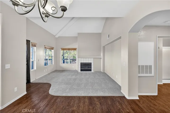 Living room/Dinning area