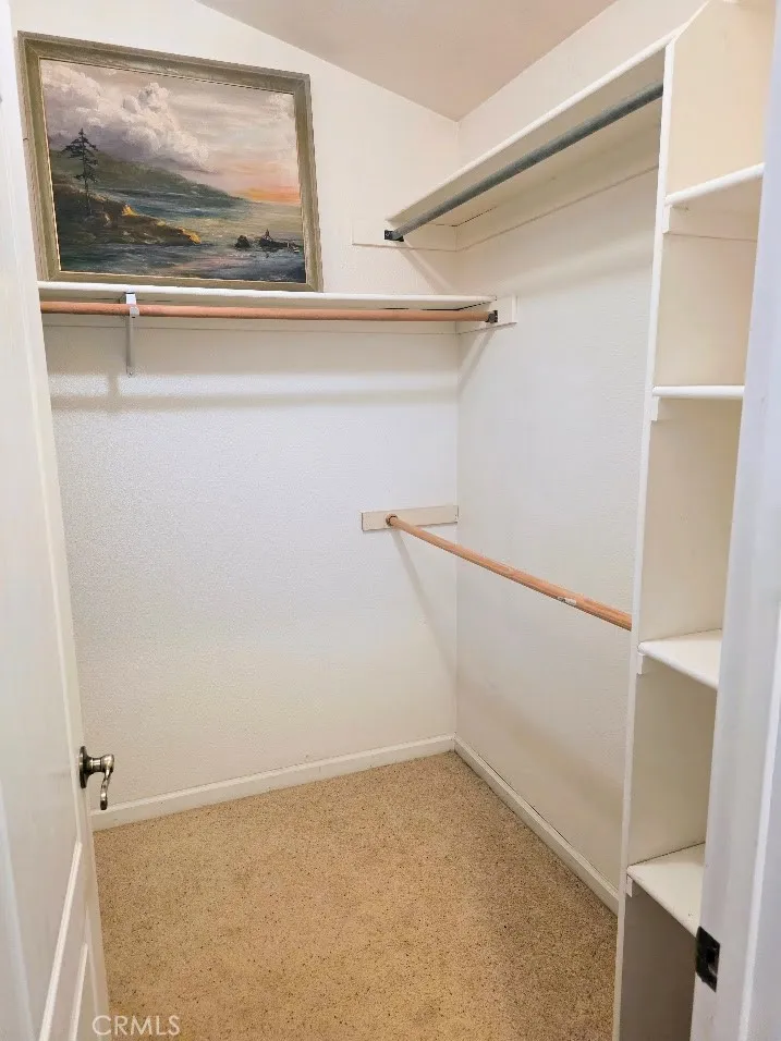MASTER BEDROOM WALK IN CLOSET