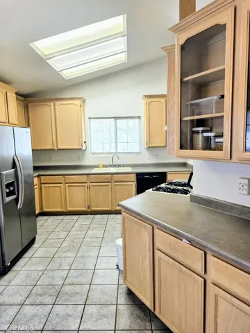 BEAUTIFUL KITCHEN