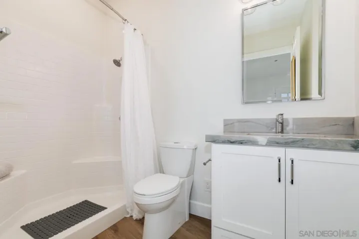 Bathroom #4 - 1st Floor (inside 5th Bedroom)