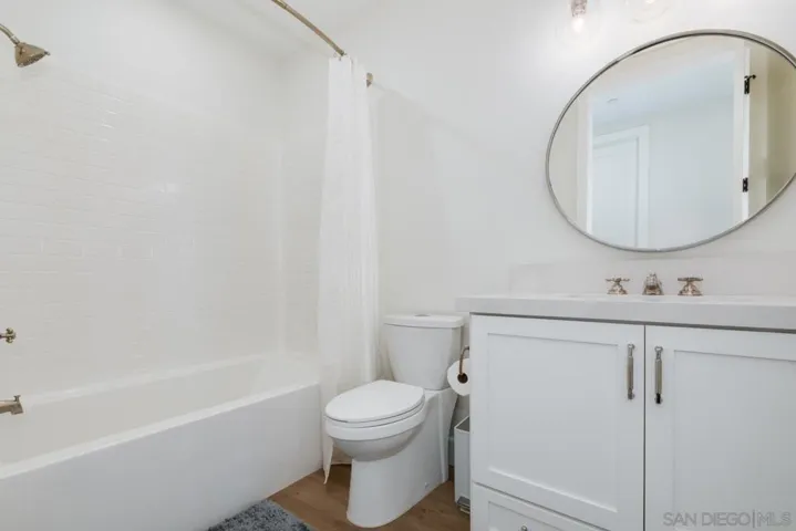 Common bathroom on second floor for two bedrooms