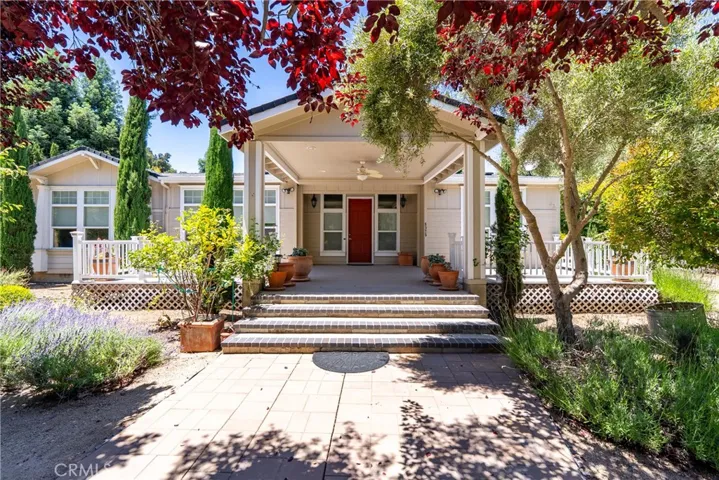 5405 Vineyard Drive, Paso Robles, California 93446