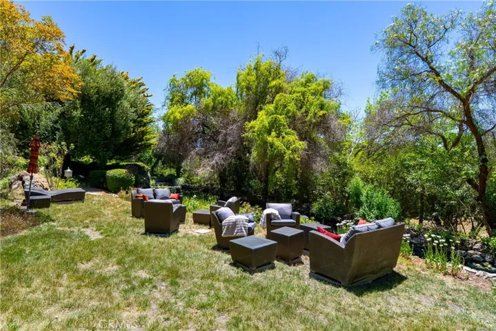 5405 Vineyard Drive, Paso Robles, California 93446