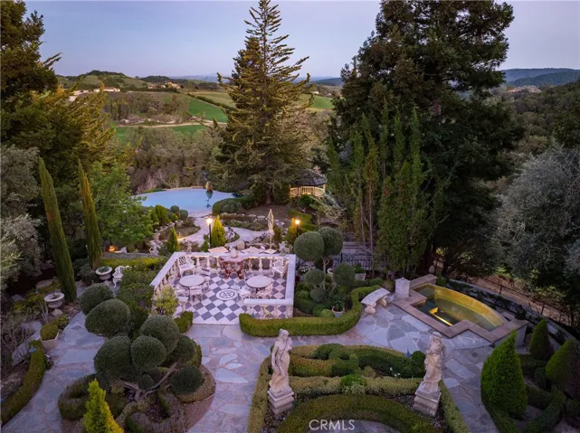 5405 Vineyard Drive, Paso Robles, California 93446