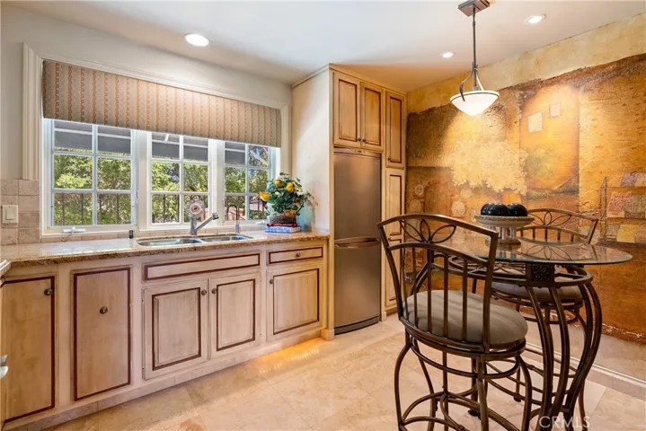 5405 Vineyard Drive, Paso Robles, California 93446