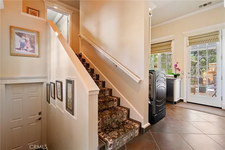 5405 Vineyard Drive, Paso Robles, California 93446