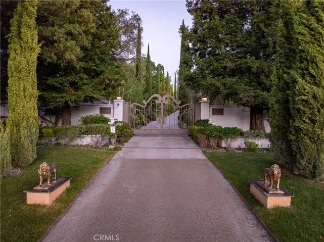 5405 Vineyard Drive, Paso Robles, California 93446