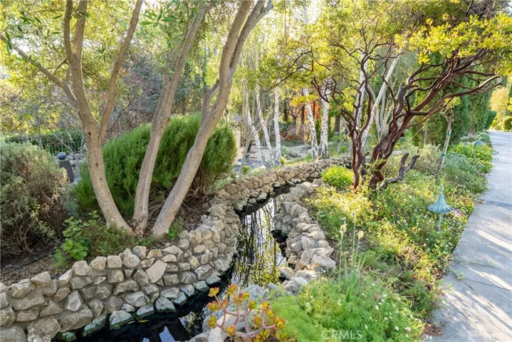 5405 Vineyard Drive, Paso Robles, California 93446