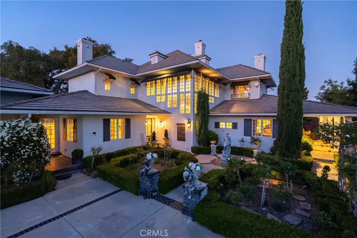 5405 Vineyard Drive, Paso Robles, California 93446