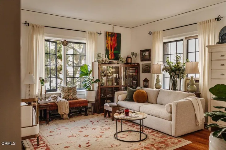 001_85_n_madison_23-52_561