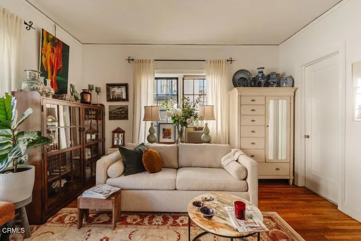 005_85_n_madison_23-7_685