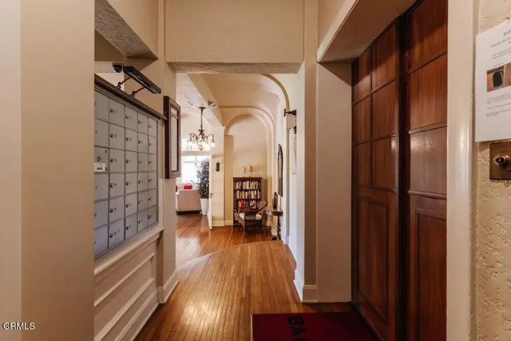 021_85_n_madison_23-71_113