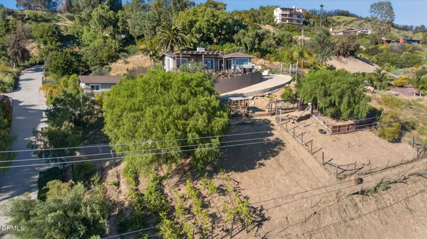 67-web-or-mls-Upmarket Media-559NLoo-aer
