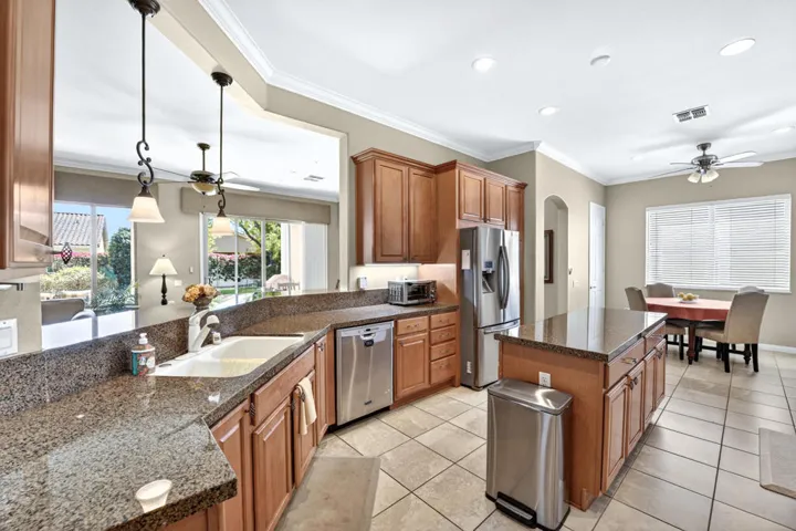 80629-avenida-san-felipe-012