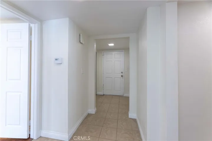 2722 20th, Signal Hill, California 90755