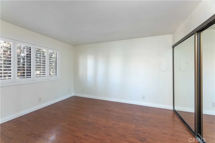 2722 20th, Signal Hill, California 90755