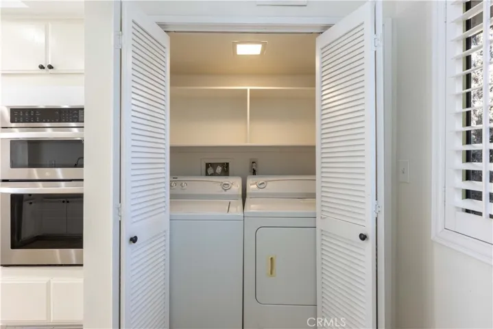 2722 20th, Signal Hill, California 90755