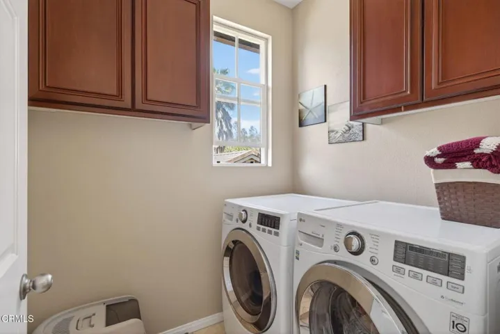 52-web-or-mls-UpmarketMedia-615Bos-123