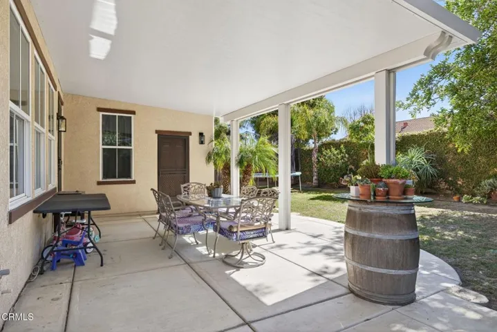 54-web-or-mls-UpmarketMedia-615Bos-163