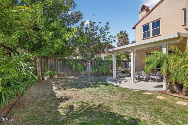 57-web-or-mls-UpmarketMedia-615Bos-172