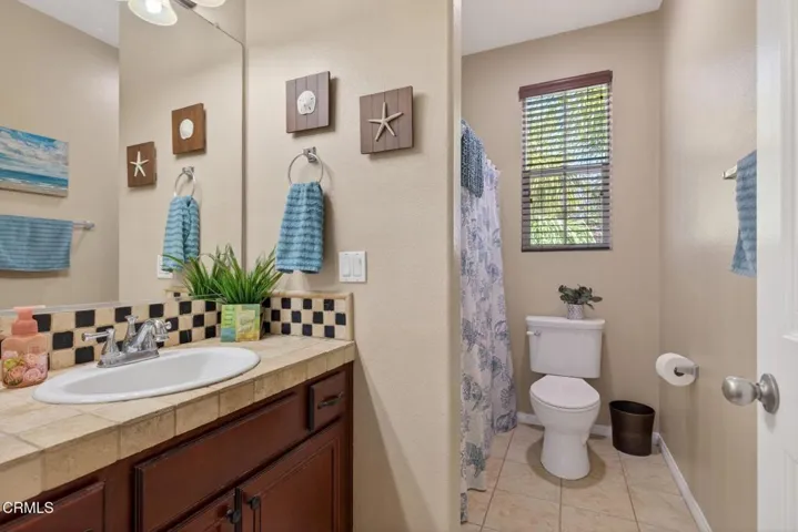 51-web-or-mls-UpmarketMedia-615Bos-118