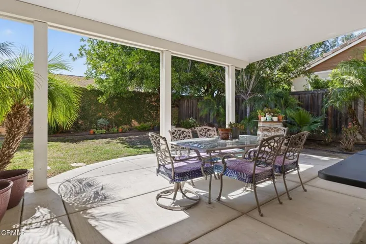53-web-or-mls-UpmarketMedia-615Bos-160