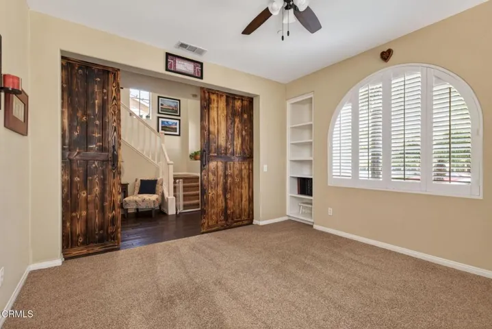 19-web-or-mls-UpmarketMedia-615Bos-059