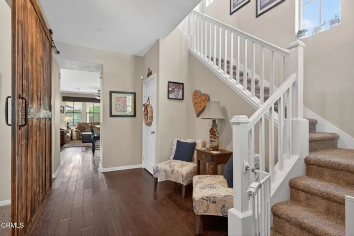 11-web-or-mls-UpmarketMedia-615Bos-181