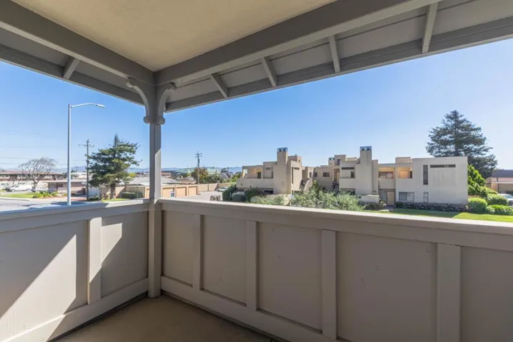 1052 Padre Drive 3, Salinas, California 93901