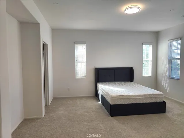 Good Size Master bedroom with 2 walk in closet