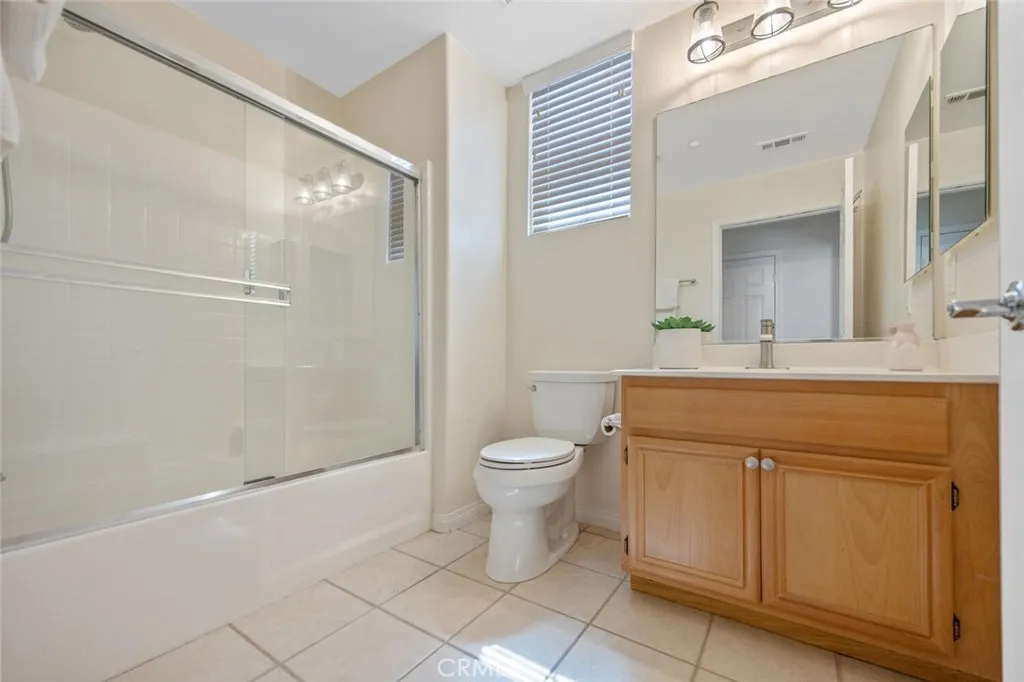 The Hall bathroom between the home office and yoga/guest room