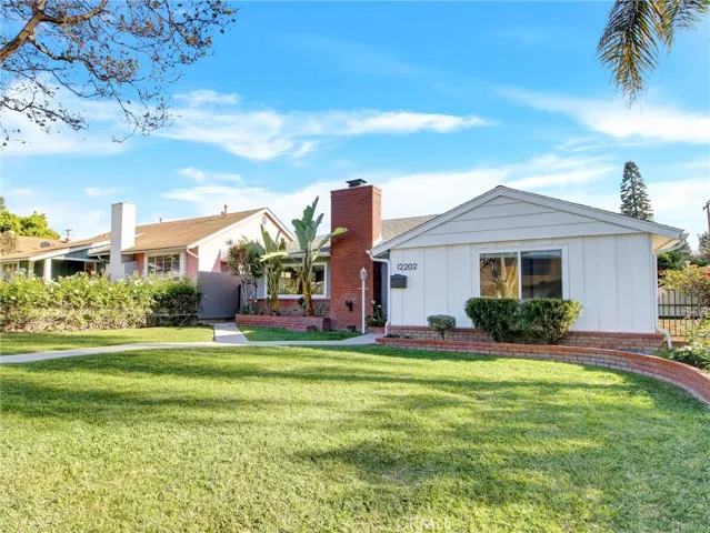 12202 Orange Dr, Whittier, California 90601
