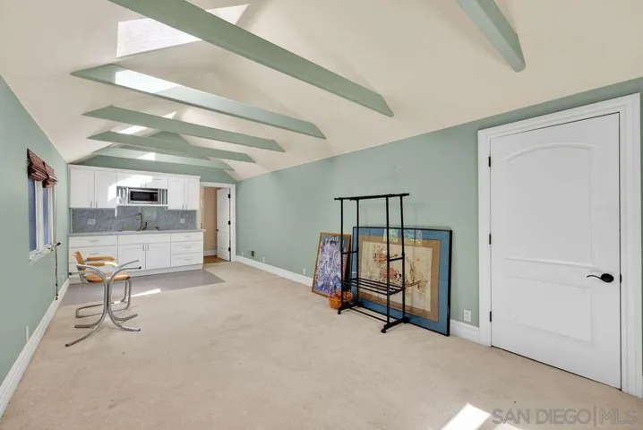 Detached Guest Retreat