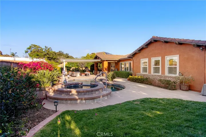 218 Clayton Parkinson Court, Fallbrook, California 92028