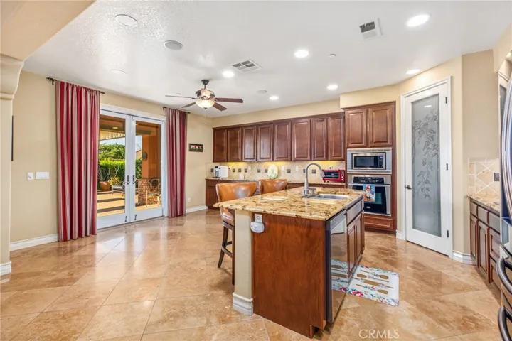 218 Clayton Parkinson Court, Fallbrook, California 92028