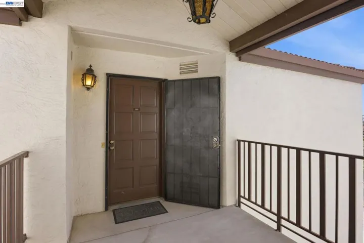 21109 Gary Dr 220, Hayward, California 94546
