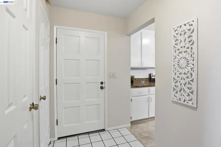 21109 Gary Dr 220, Hayward, California 94546