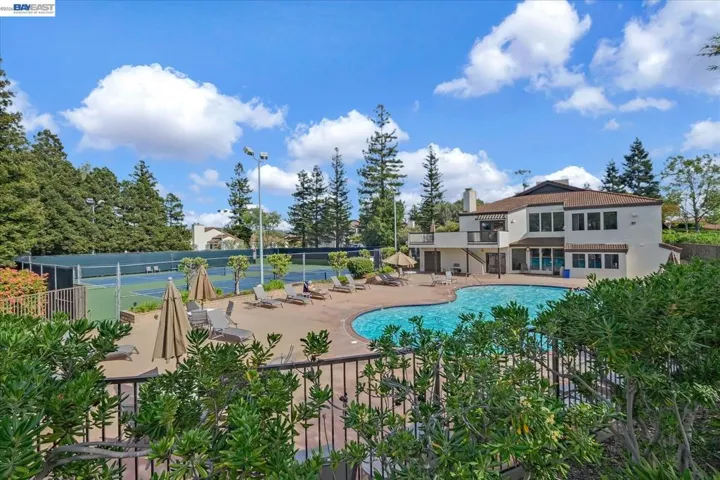 21109 Gary Dr 220, Hayward, California 94546