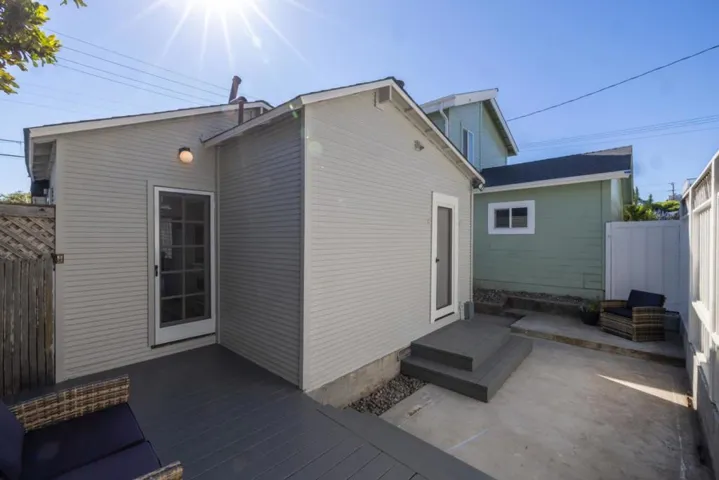 418 Fountain Avenue, Pacific Grove, California 93950