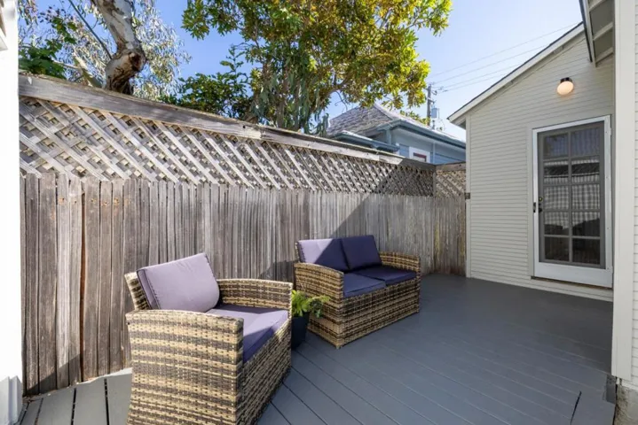 418 Fountain Avenue, Pacific Grove, California 93950
