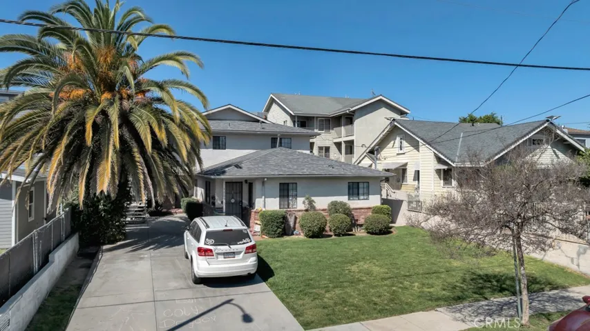 8807 Canby Ave, Northridge, California 91325